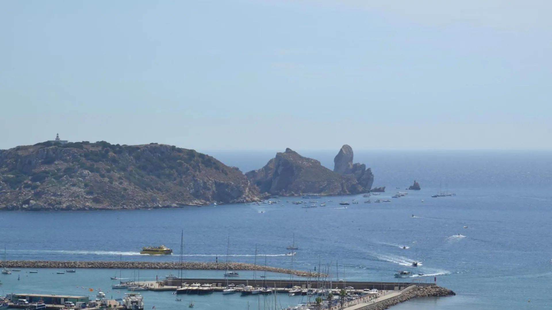Holiday home Casa Mediterranea - L'Estartit, Roca Maura - Es-323-70